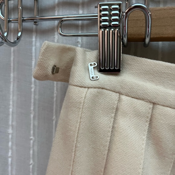 🔆JH Collectibles Cream Pleated wool skirt  size 4P - Picture 6 of 6